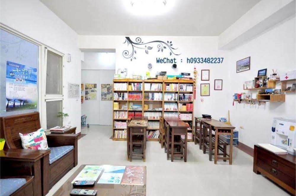Ten Street B & B Kota Hualien Bagian luar foto